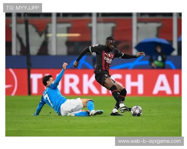 AC米兰左路传中引发对方后防错位